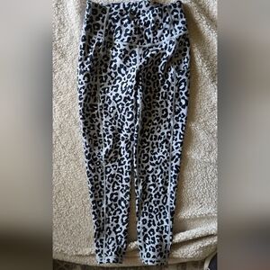 Leopard Print Leggings - Black and Gray With Side Pockets For Phone Never Worn